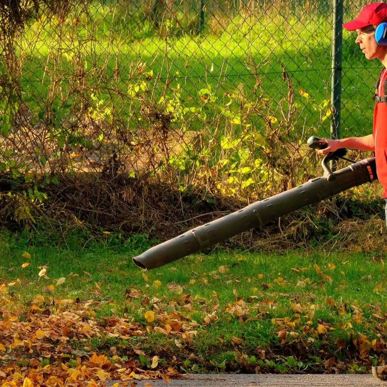 Advanced Lawn Care Lawn &amp; Landscaping Service in Raeford NC
