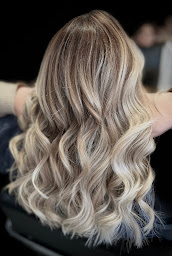 Photo n°6 de Coiffure Elle et Lui à Saint-Michel-sur-Meurthe (Salon de coiffure)