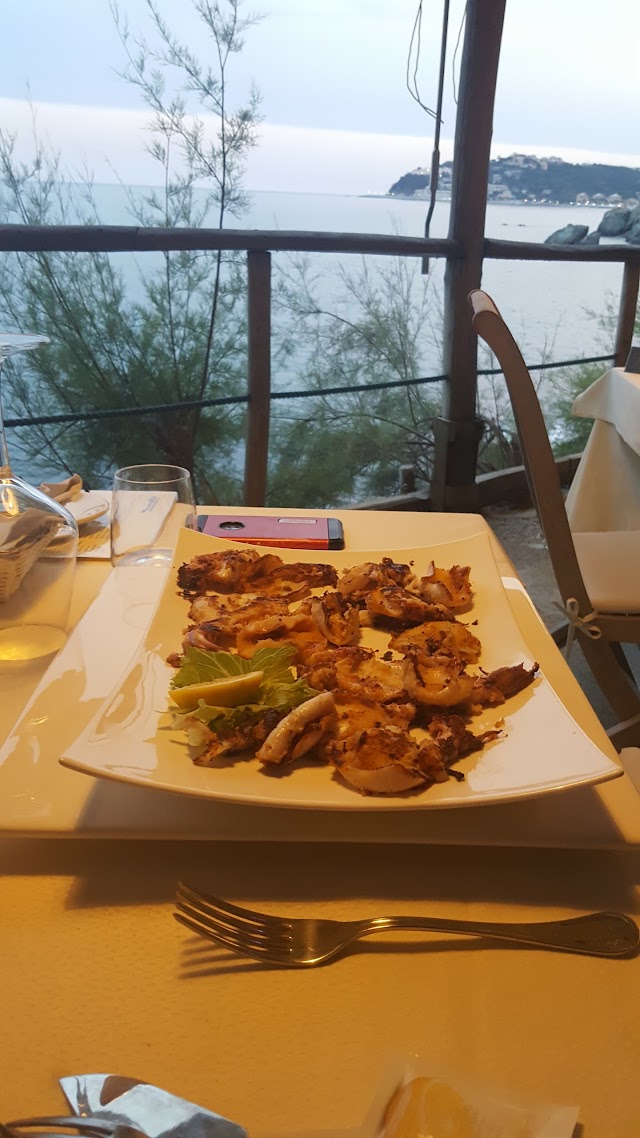 AzzurroDue & Sea Restaurant