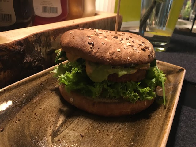 HANS IM GLÜCK - Burgergrill | München FLUGHAFEN