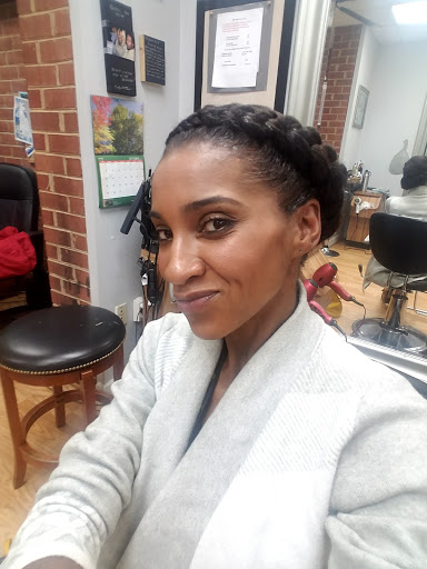 Natre'al Hair Design - Thumbnail