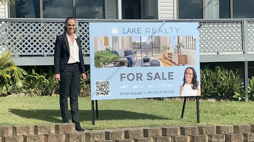 Lake Realty Sylvi Allan Gallery - Australia