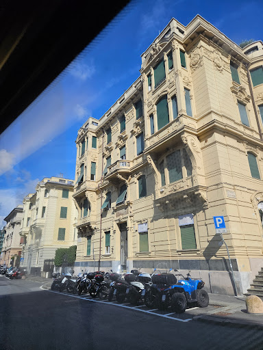 Kaysun Albaro Gallery - Italy