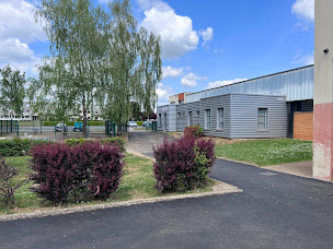 Photo n°1 de 3ifa à Saint-Paterne - Le Chevain (Lycée hôtelier)