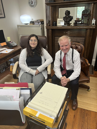 Immigration Law Center, Abogado Amable