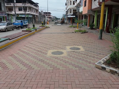 Photos of GAD THE TRIUMPH