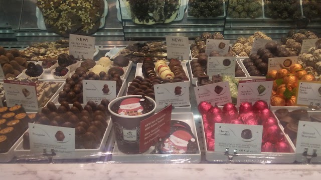 Godiva Chocolatier - Maiden Lane Mall