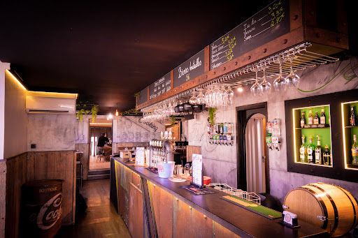 Photo 2 - Burger & Co