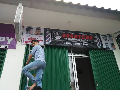 Guanteng Barbershop, Author: andi kartito