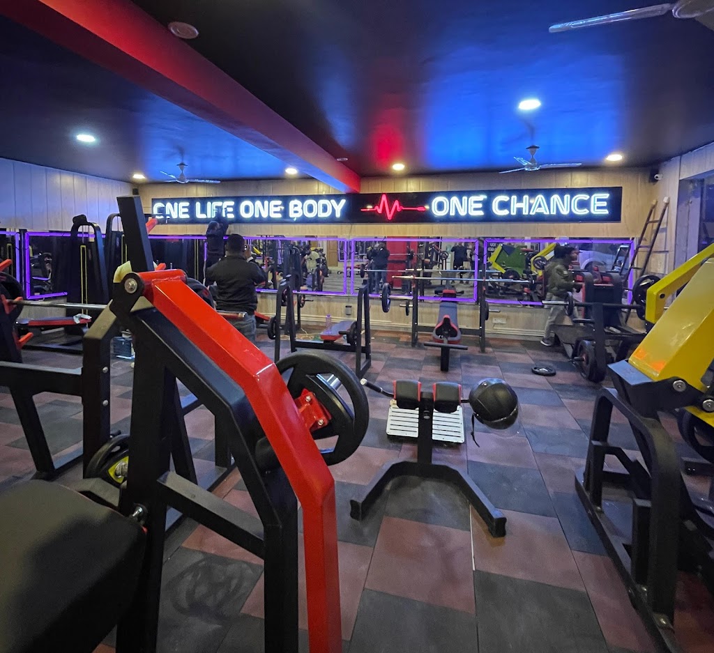 Let S Burn Fitness Gym Best Gym In Dehradun