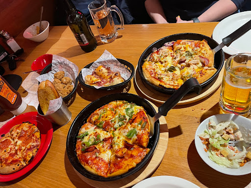 Pizza Hut Restaurants Festival Leisure Park - Thumbnail