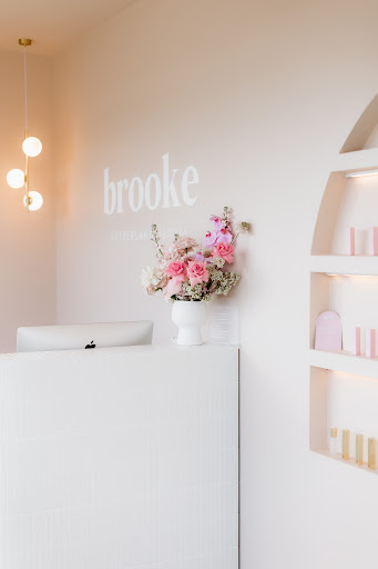 Brooke Sutherland Beauty - Thumbnail
