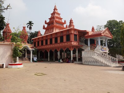 Photos of Sri Sri Loknath Brahmachari Sebaasrom