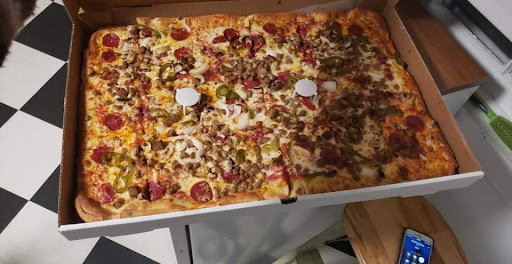 Red Zone Pizzeria Gallery - United States