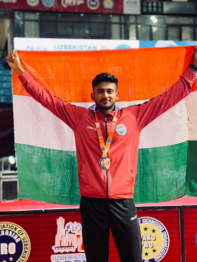 ZEGOGEZ EN FUEGO MMA FIGHT CLUB SPORTS & FITNESS