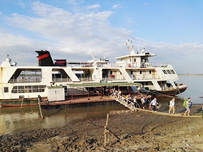 Photos of Nyaung U Jetty