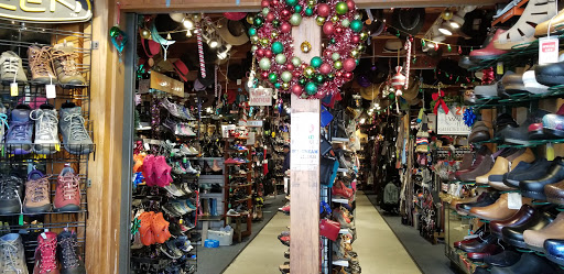 Hersheldon's Leather - Visual