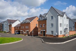 Barratt Homes - Martello Lakes
