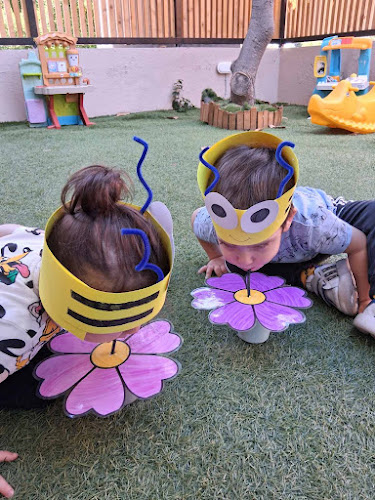 Δημ. Γούναρη 303, Γλυφάδα 166 74