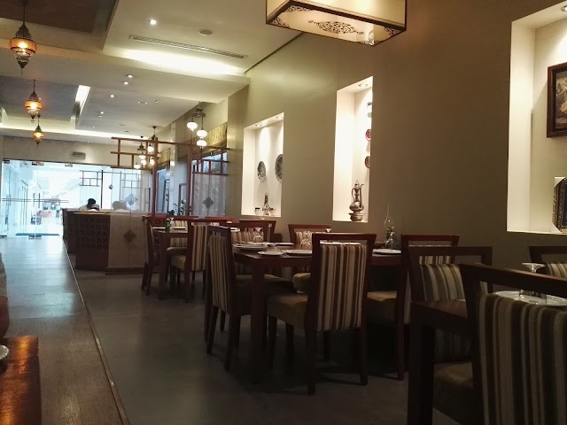 Lokanta Restaurant مطعم لوكانتا
