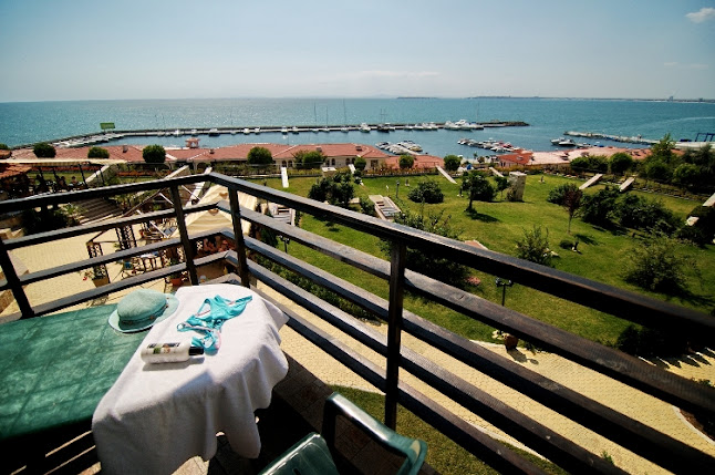 Комплекс ДИАМАНТ - Бръснарски салон