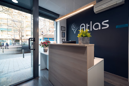 Fisioterapia y osteopatía Albacete · Clínica Atlas
