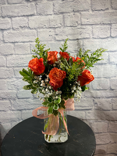 Flowers By Laura Studio - Thumbnail