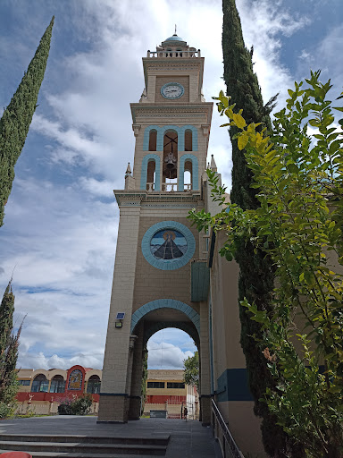 Cristobal Colón Park Gallery - Mexico