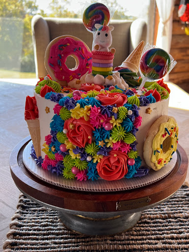 Delish*Us Cakes & Catering, LLC - Thumbnail