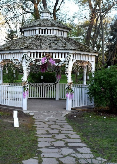 Fields Flower Shop