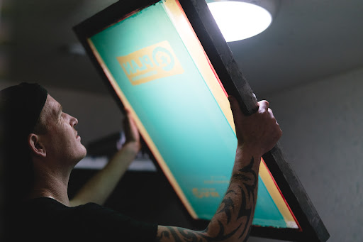 Custom Planet - Printwear & Embroidery Logo
