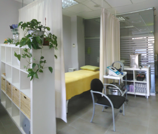 Marc Casals,Centre de Recuperació i Fisioteràpia - Thumbnail