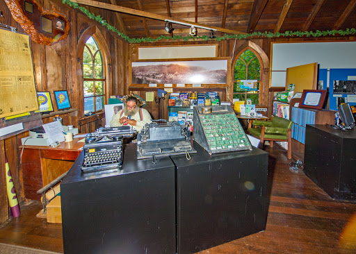 San Lorenzo Valley Museum, Grace Episcopal Gallery - Thumbnail