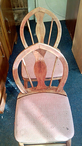 Coulsdon Furniture & Antiques - Thumbnail
