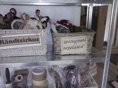 Photos of Peipsiveere Kunstikeskus MT&Uuml;