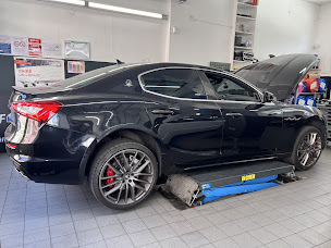 Photo n°5 de Eurorepar - Oz Car Services à Strasbourg (Atelier de réparation de pneus)