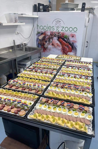 Hapjes & Zooo | Heerlijke hapjes - Belegde broodjes - Buffetten - Salades