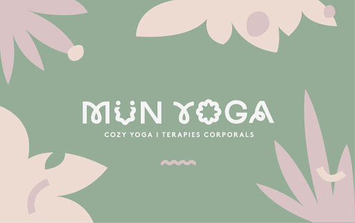 Mun Yoga Logo
