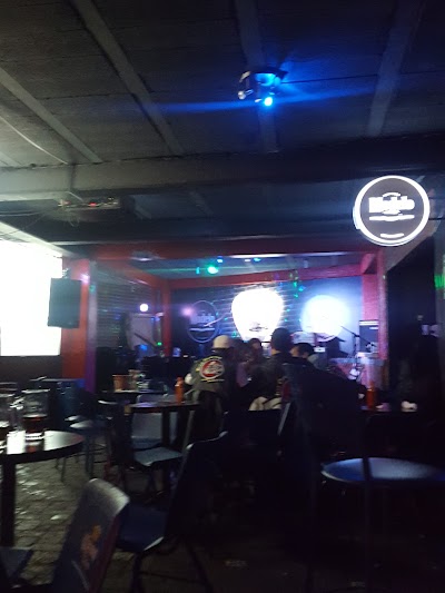 Photos of Listen Rock Bar