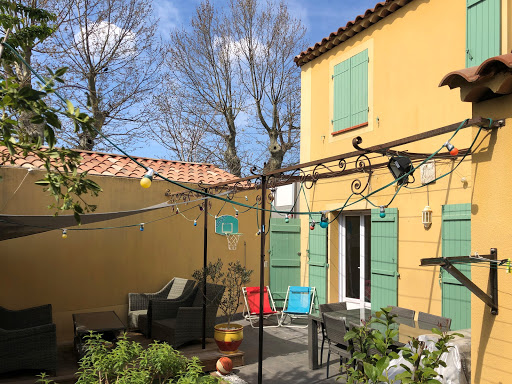 Marie LIBRA - Conseillère en immobilier C2i - Thumbnail