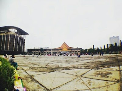 Photos of Riau Governor's Office