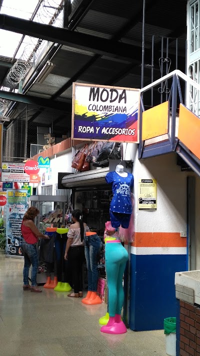 Photos of Shopping Center, Heart of Jesus