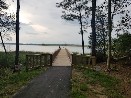 Machicomoco State Park Trailhead Parking