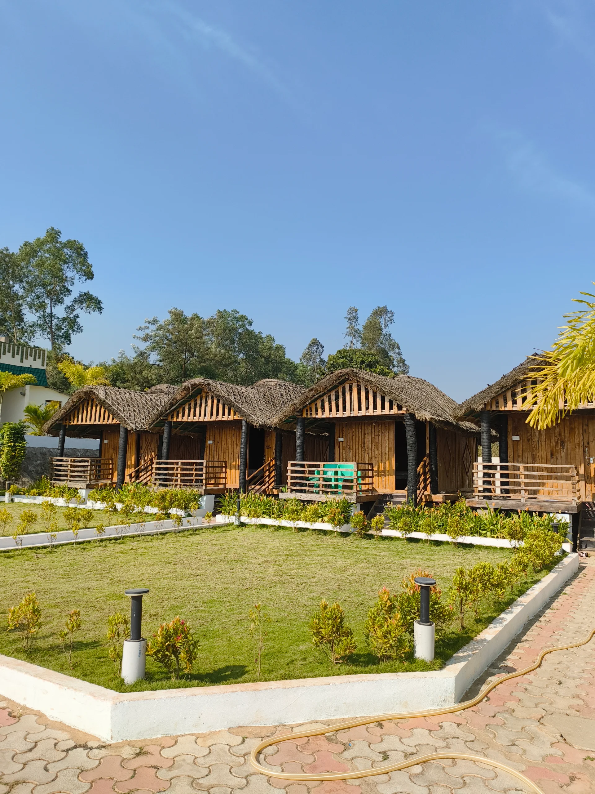 Nirvana resorts