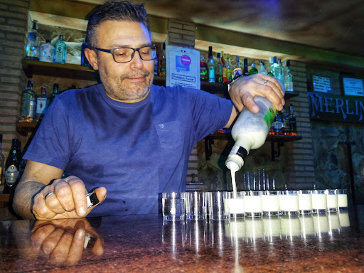 Pub Merlins - Visual