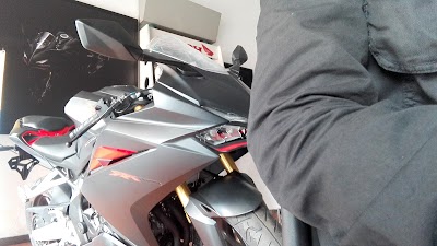 Photos of Daeler Resmi Honda Anyar