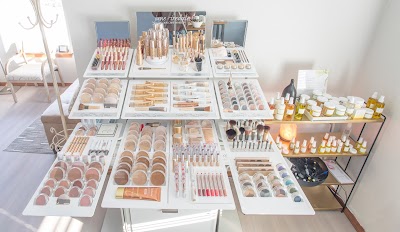 Highbrow Beauty Bar and Sugar Studio