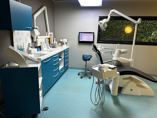 Photo de Dr RENAUDIN Clement- Cabinet Dentaire et d'Orthodontie à Pontfaverger-Moronvilliers (51490)