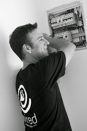 Wired Electrical Contractor - Visual