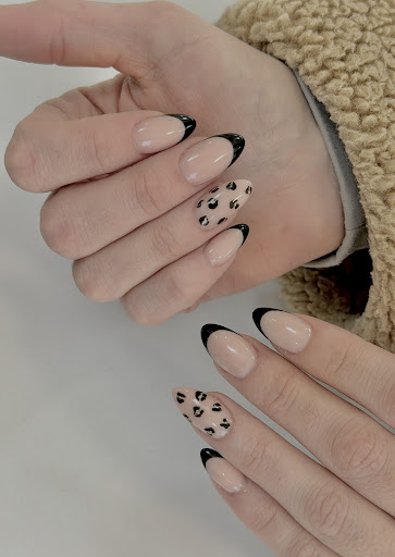 UK Nails Poole | Opposite Lloyds Bank